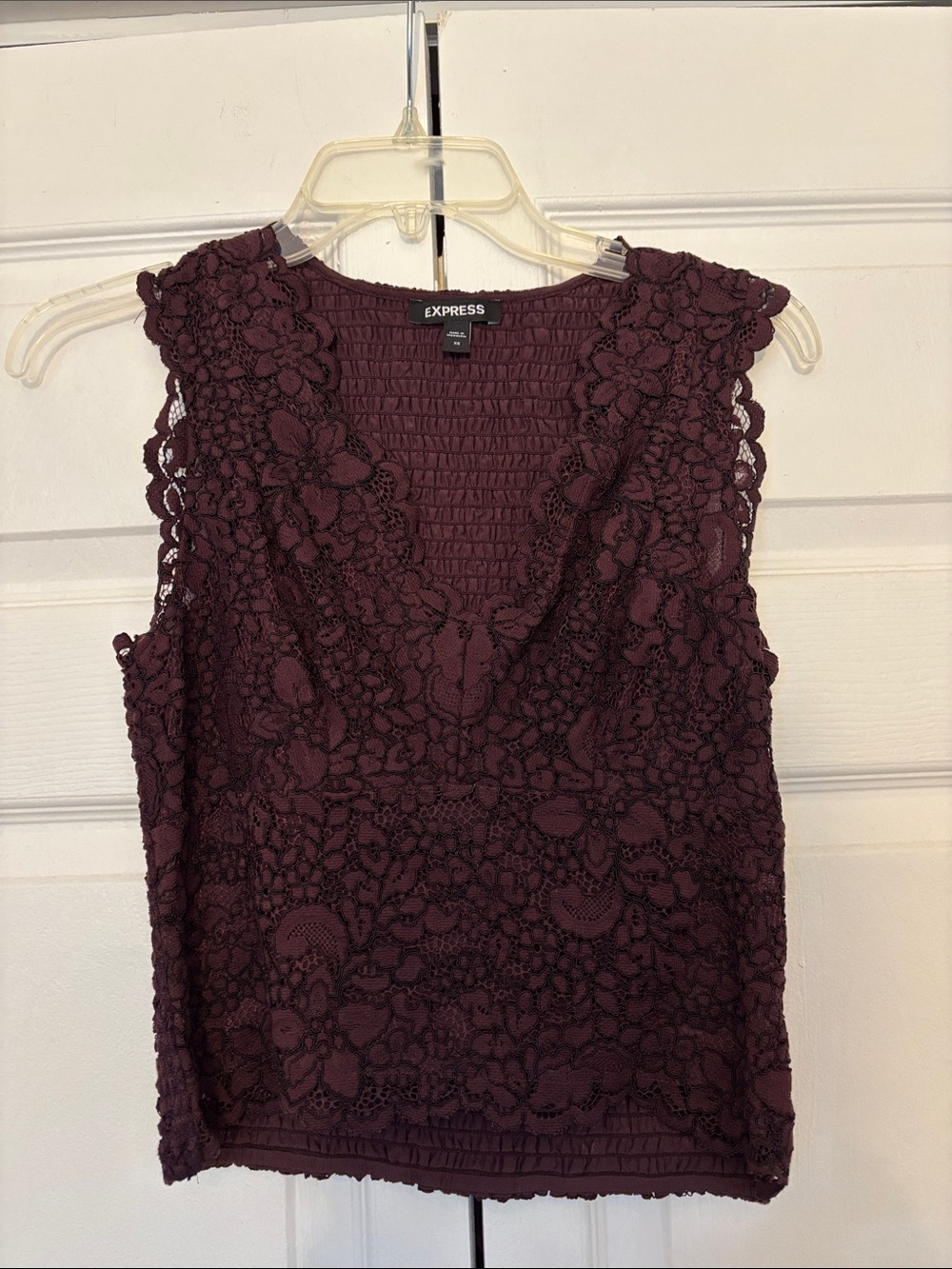 Express Lace V-Neck Camisole - Plum